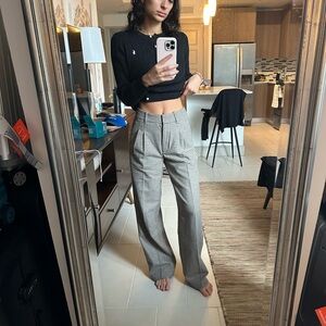 Aritzia Effortless Pant